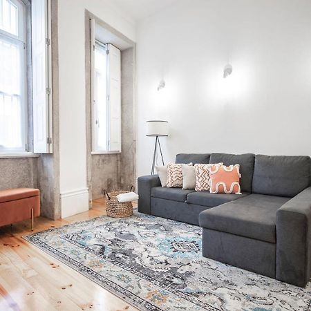 Wonderful Downtown Studio By Lovelystay Porto Exterior photo