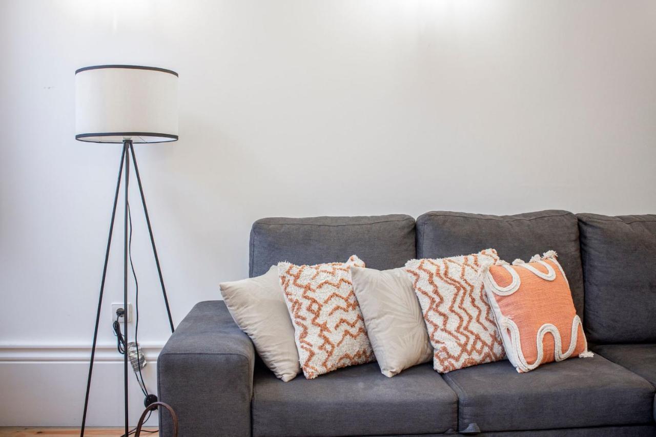 Wonderful Downtown Studio By Lovelystay Porto Exterior photo