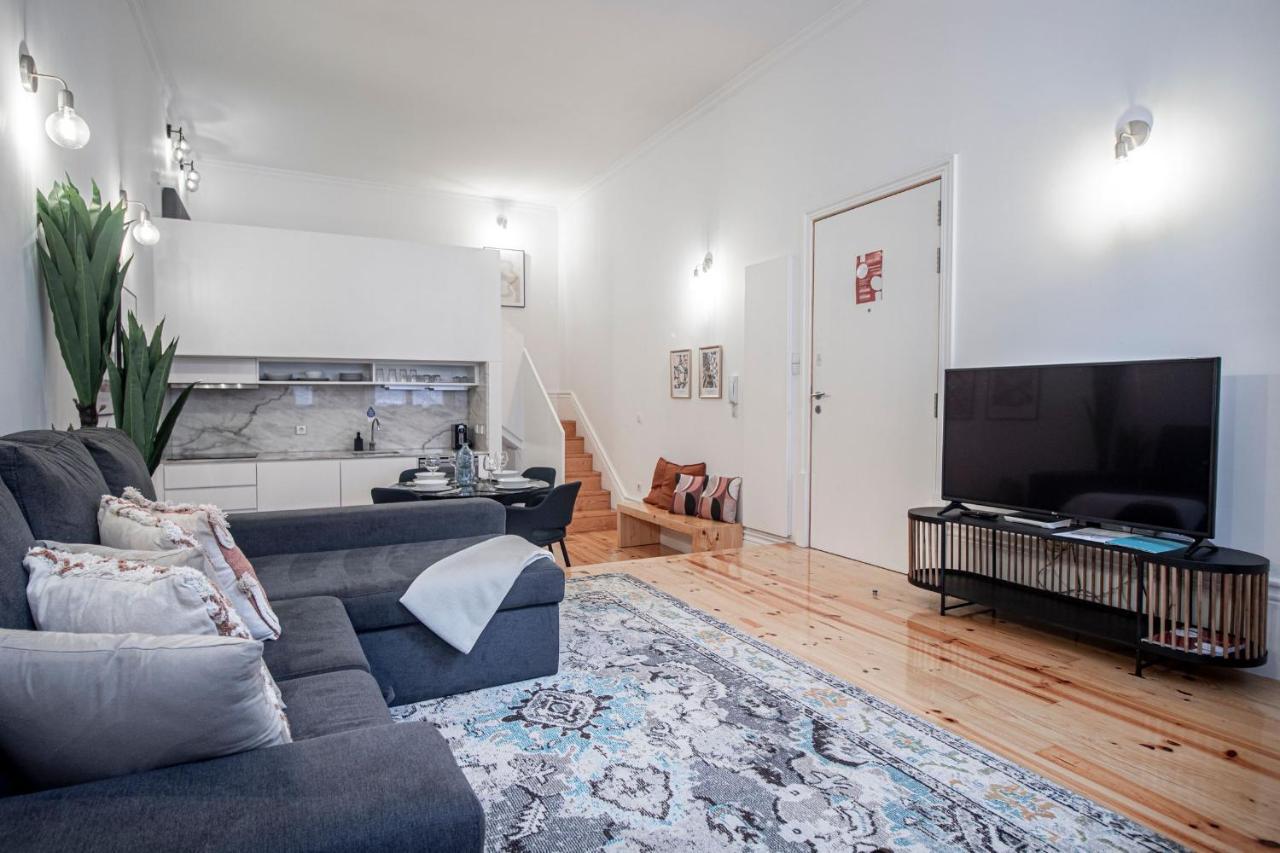 Wonderful Downtown Studio By Lovelystay Porto Exterior photo