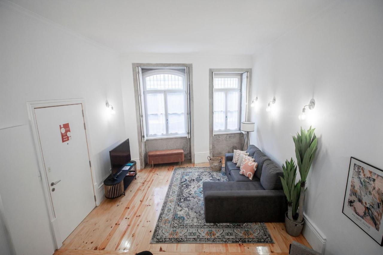 Wonderful Downtown Studio By Lovelystay Porto Exterior photo